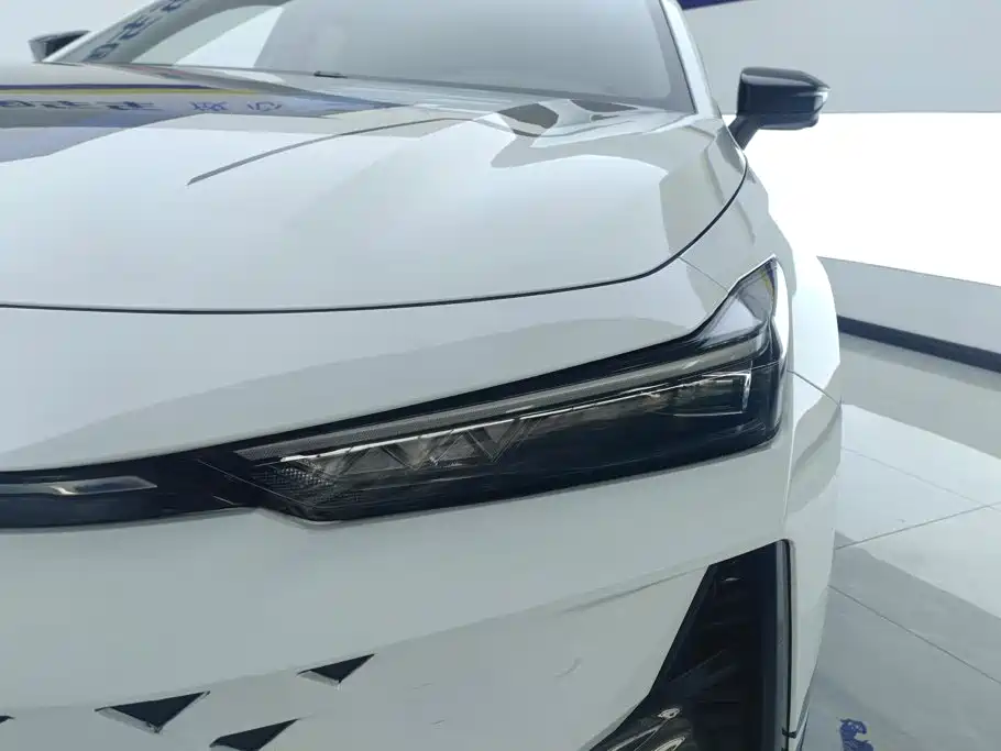 Changan UNI-V — миниатюра 5