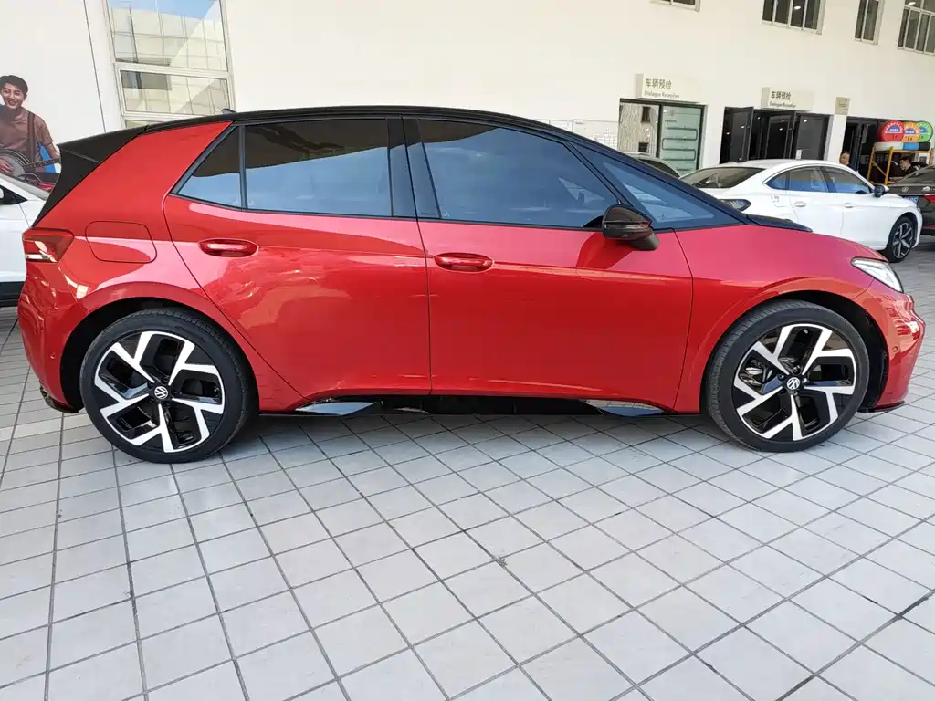 Volkswagen ID.3 — миниатюра 3