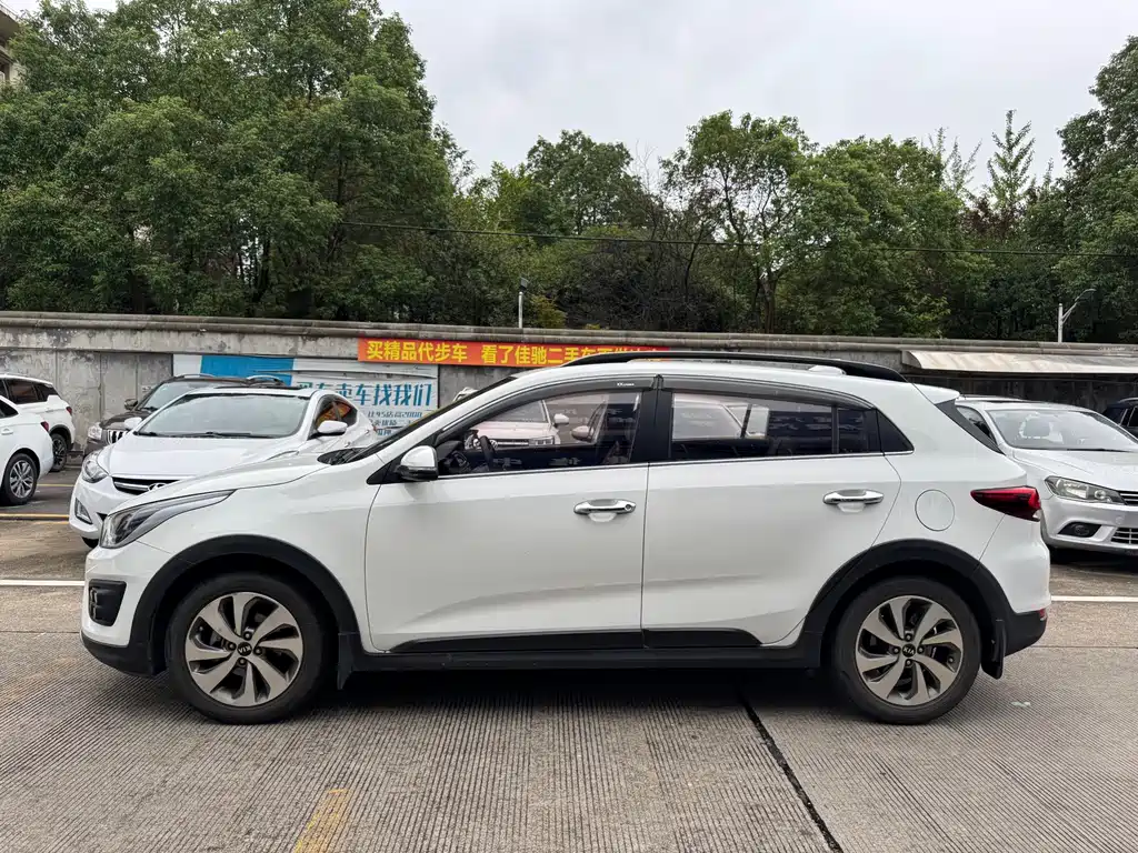 Kia KX Cross — миниатюра 3