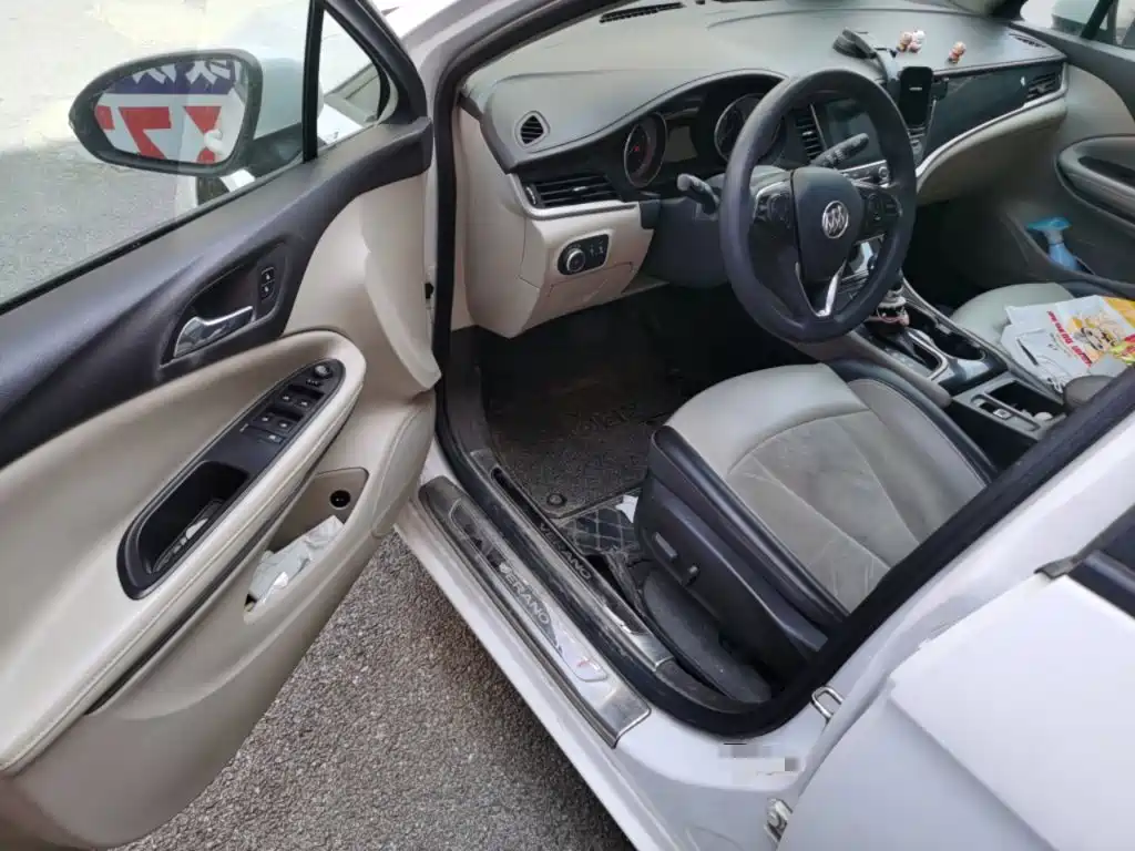 Buick Verano — миниатюра 12