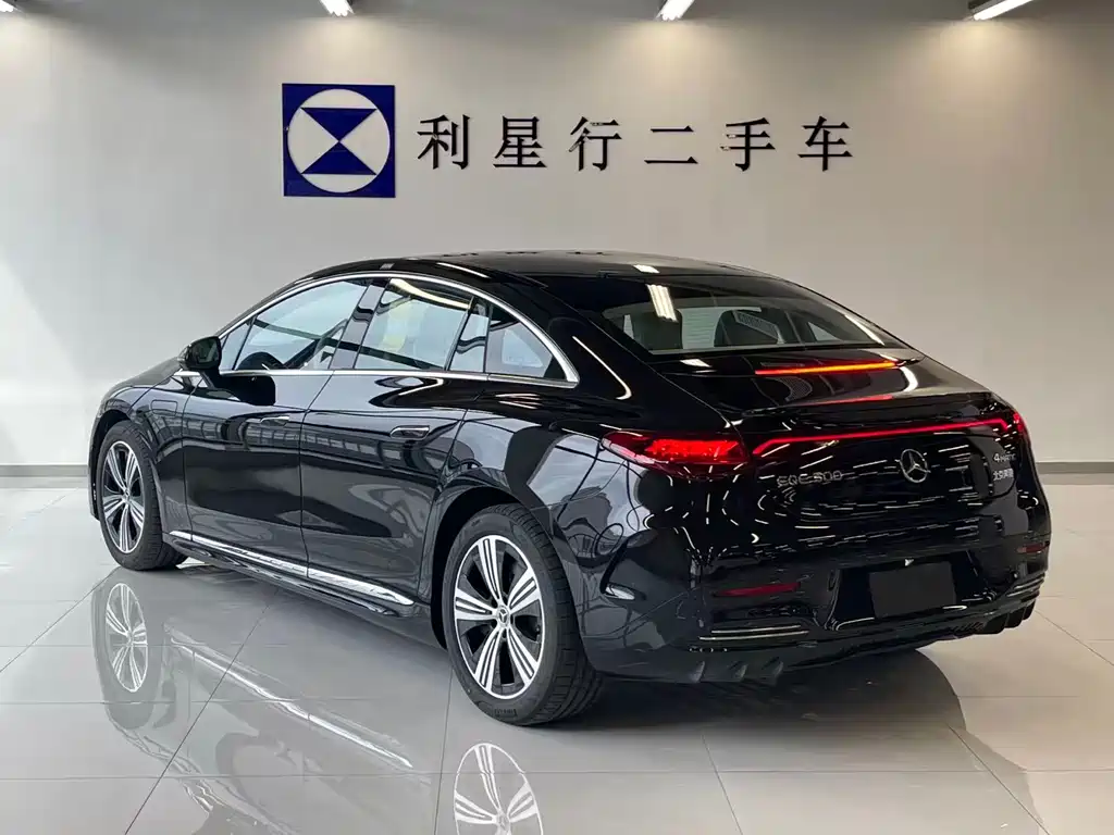 Mercedes-Benz EQE — миниатюра 9