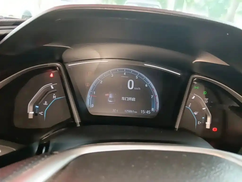 Honda Civic — миниатюра 12
