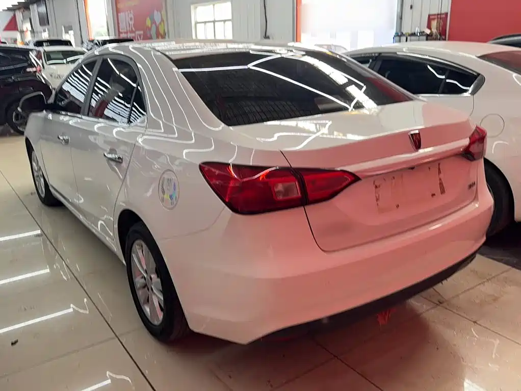 Roewe 360 — миниатюра 6