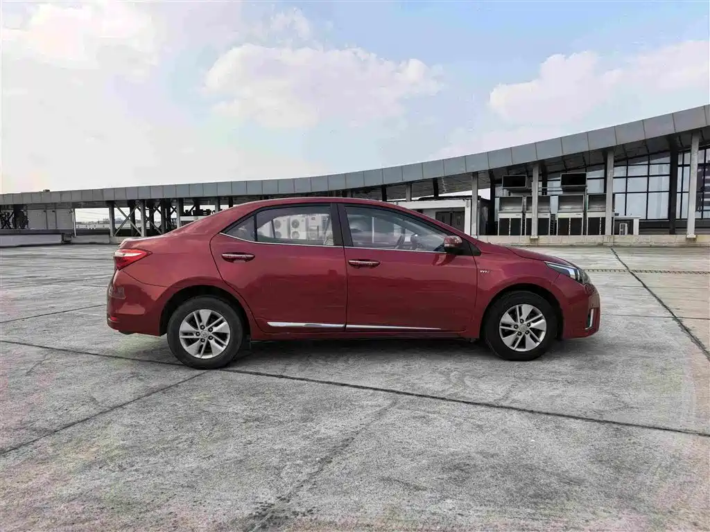 Toyota Corolla — миниатюра 6