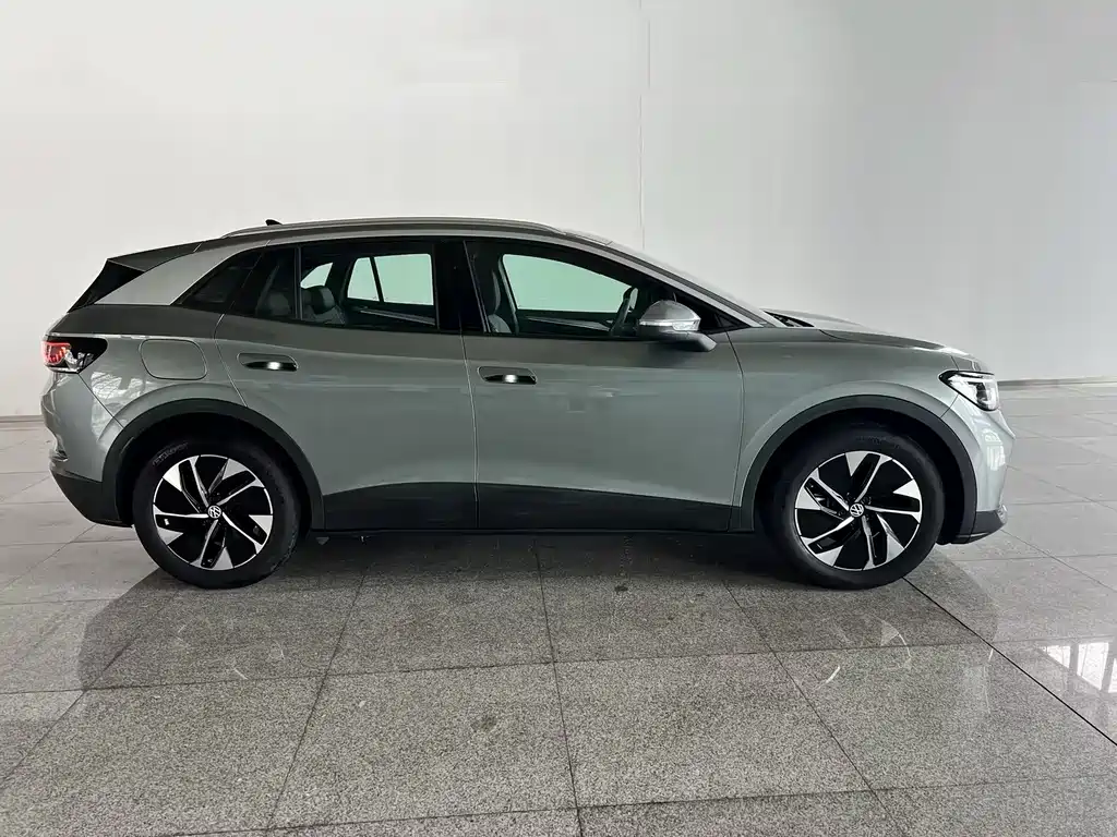 Volkswagen ID.4 Crozz — миниатюра 2