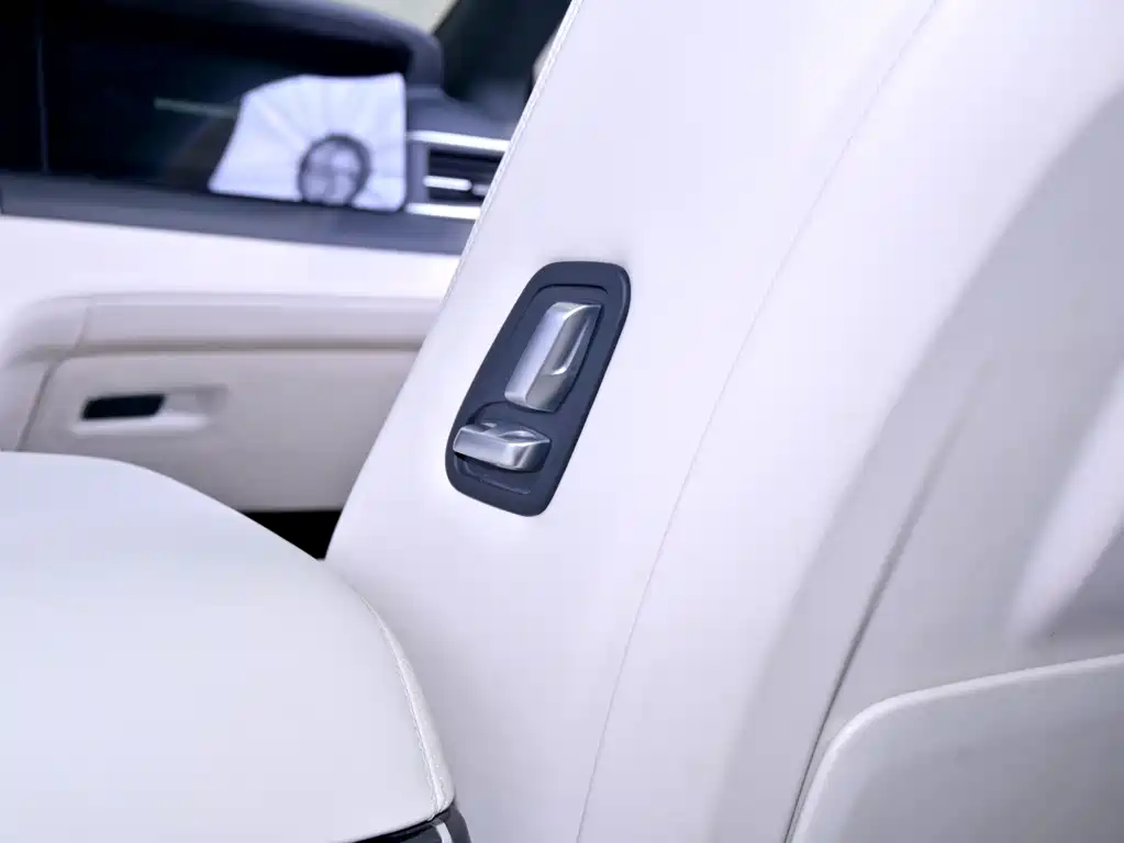 Li Auto Li ONE — миниатюра 20