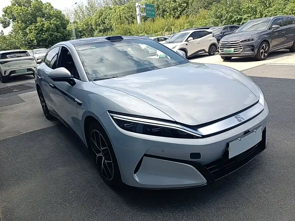 BYD Хань Ли — миниатюра 4