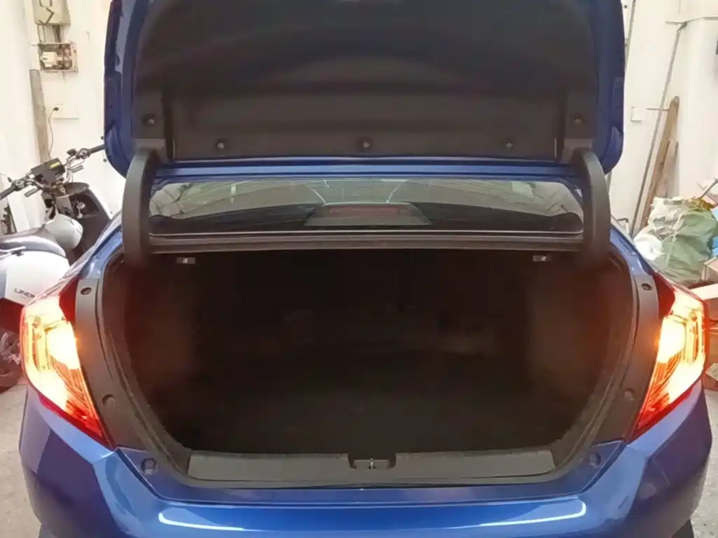 Honda Civic — миниатюра 19
