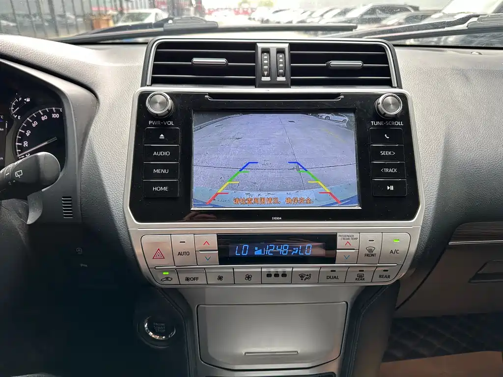 Toyota Prado — миниатюра 14