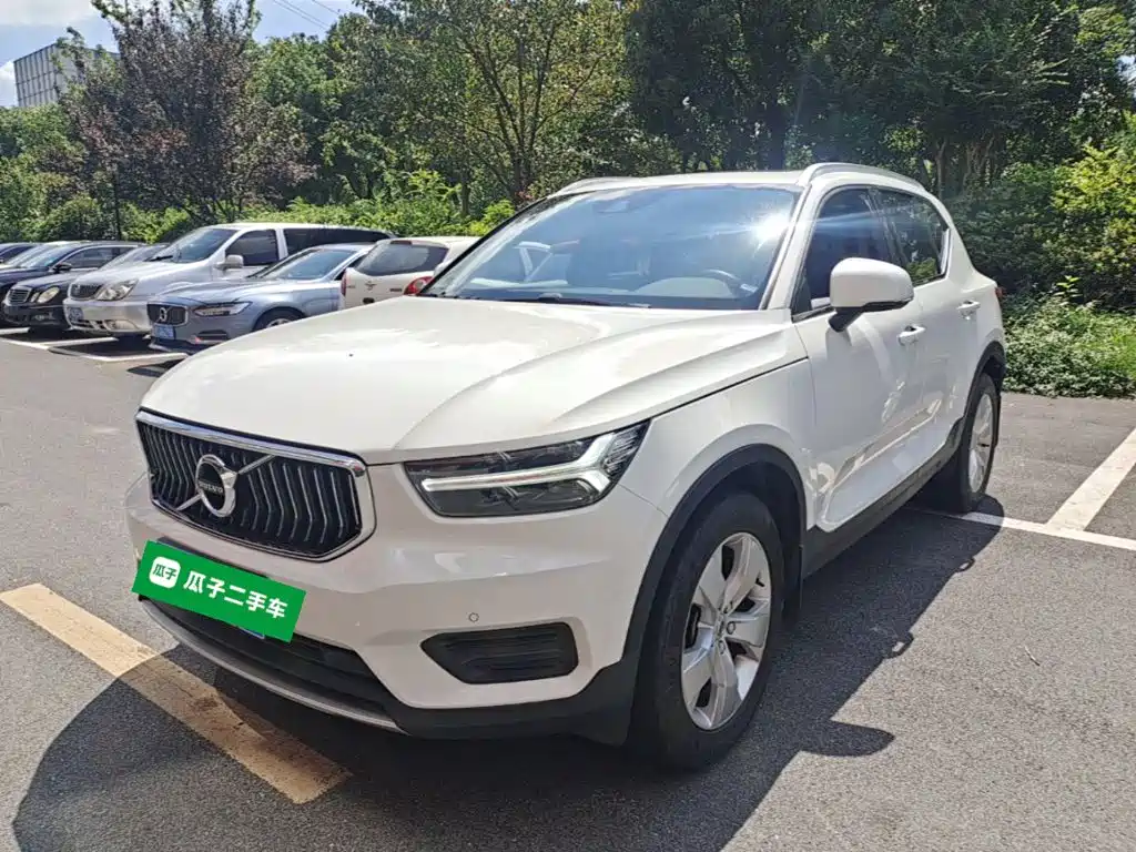 Volvo XC40 — миниатюра 2