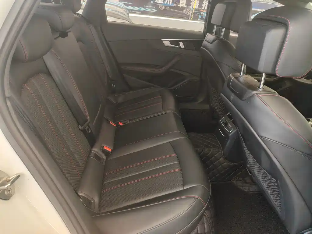 Audi A4L — миниатюра 7