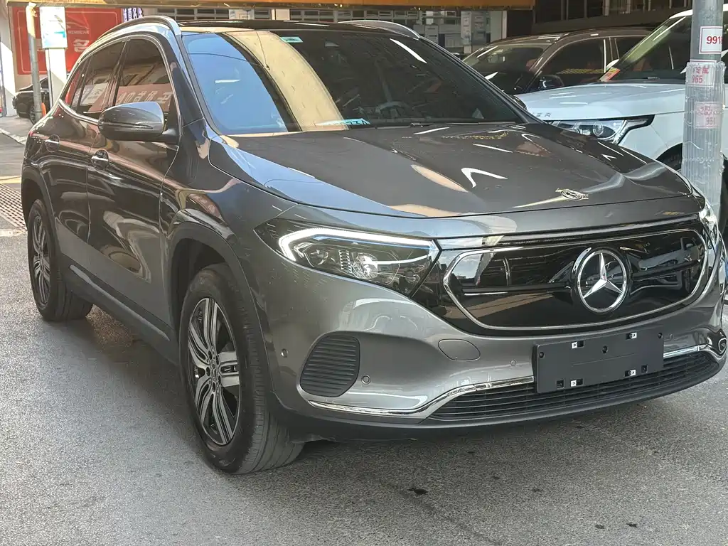Mercedes-Benz EQA