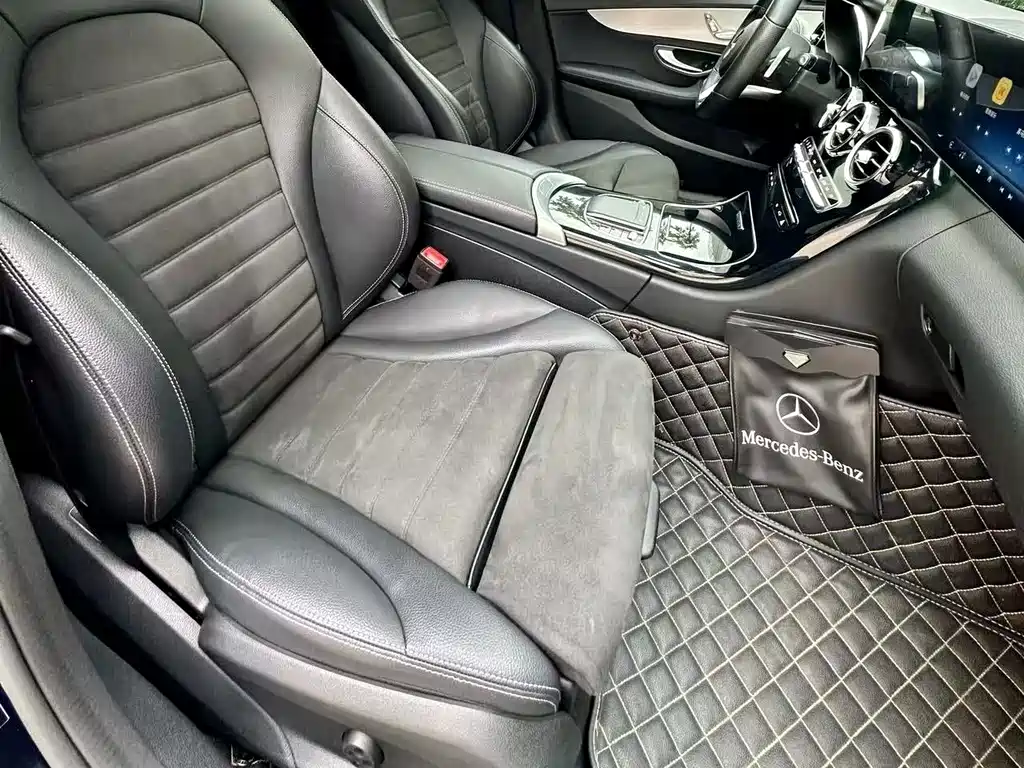 Mercedes-Benz C-Class — миниатюра 8