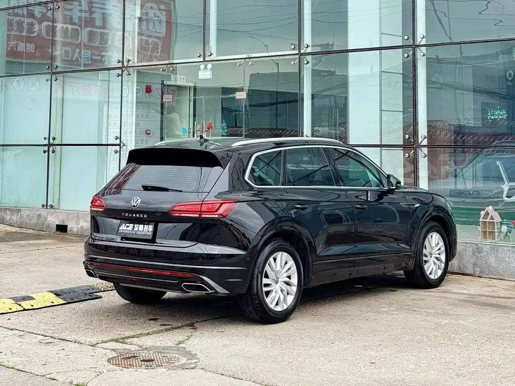 Volkswagen Touareg — миниатюра 4