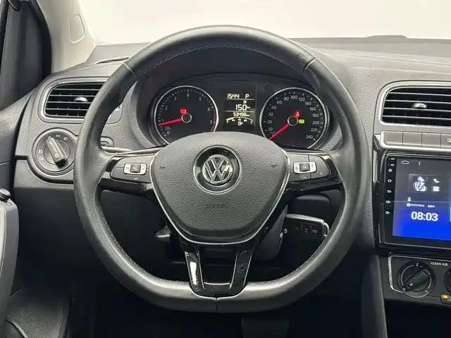 Volkswagen Polo — миниатюра 6