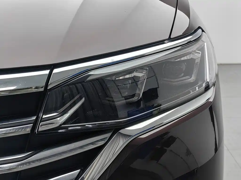 Volkswagen Viloran — миниатюра 7