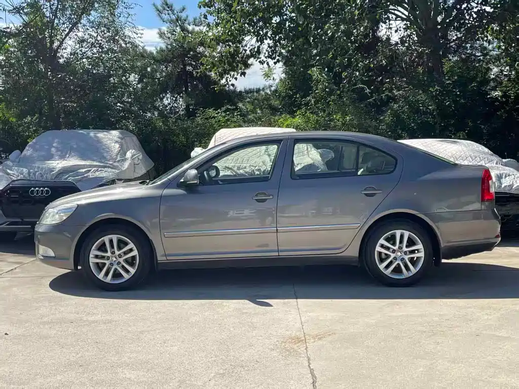 Skoda Octavia — миниатюра 7