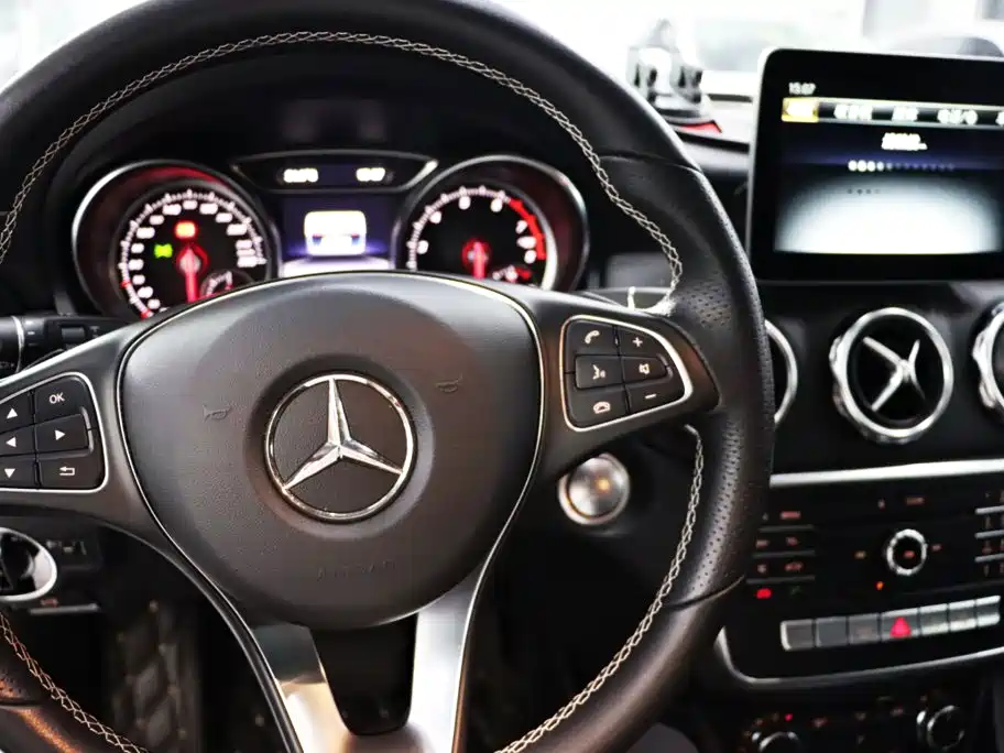 Mercedes-Benz GLA — миниатюра 22