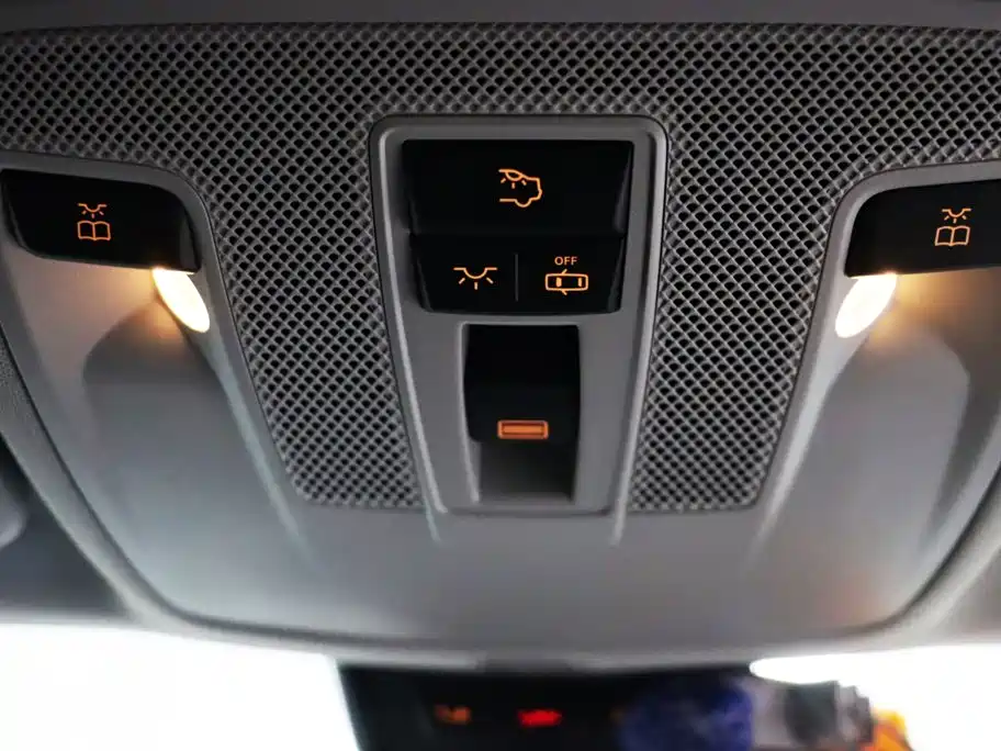 Mercedes-Benz GLA — миниатюра 11