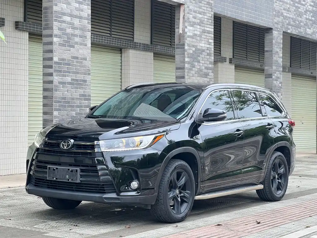 Toyota Highlander 2018 2.0T 4WD Knight Edition 7 seats China VI