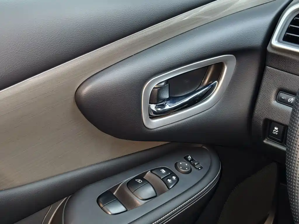 Nissan Murano — миниатюра 40