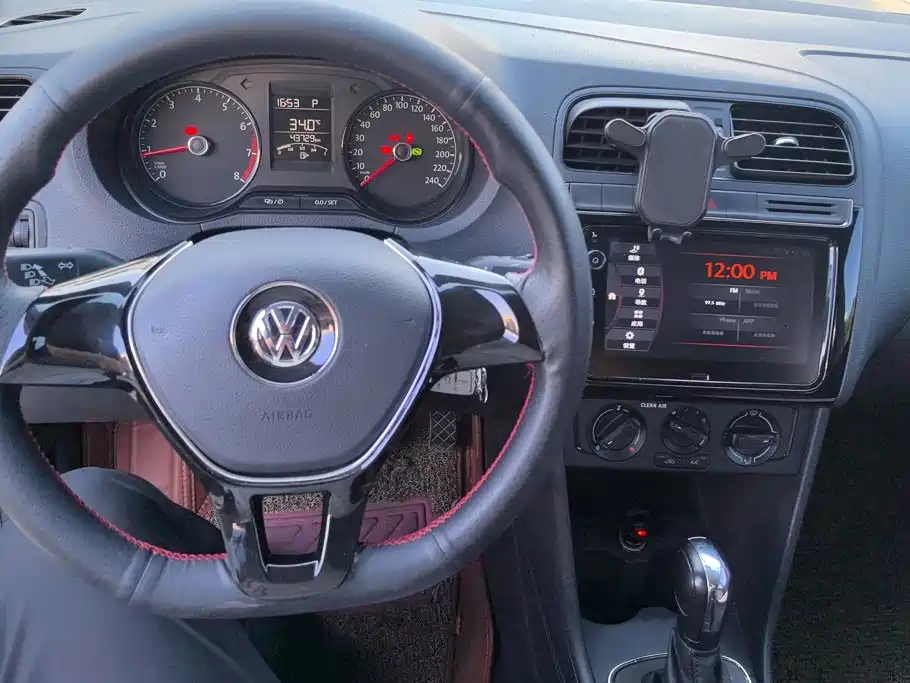 Volkswagen Polo — миниатюра 12