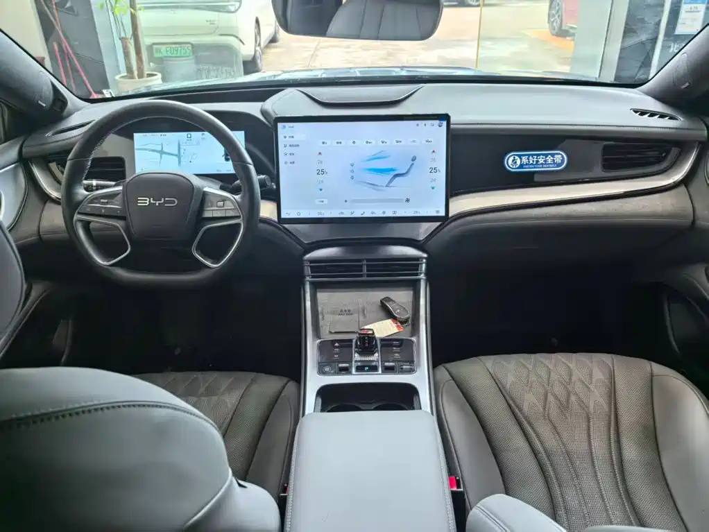 BYD Seal 07 DM-i — миниатюра 14