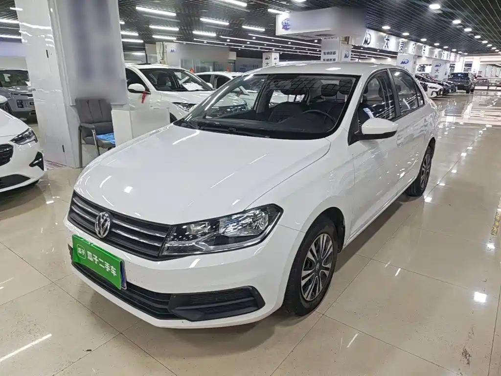 Volkswagen Santana — миниатюра 2
