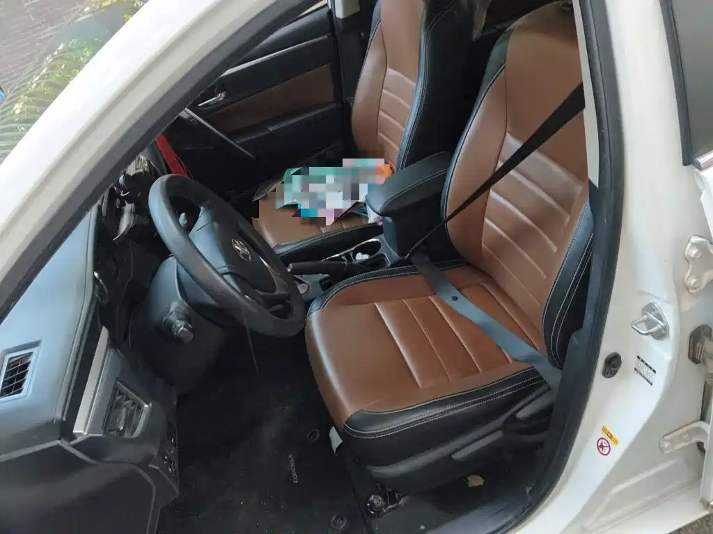 Toyota Corolla — миниатюра 8