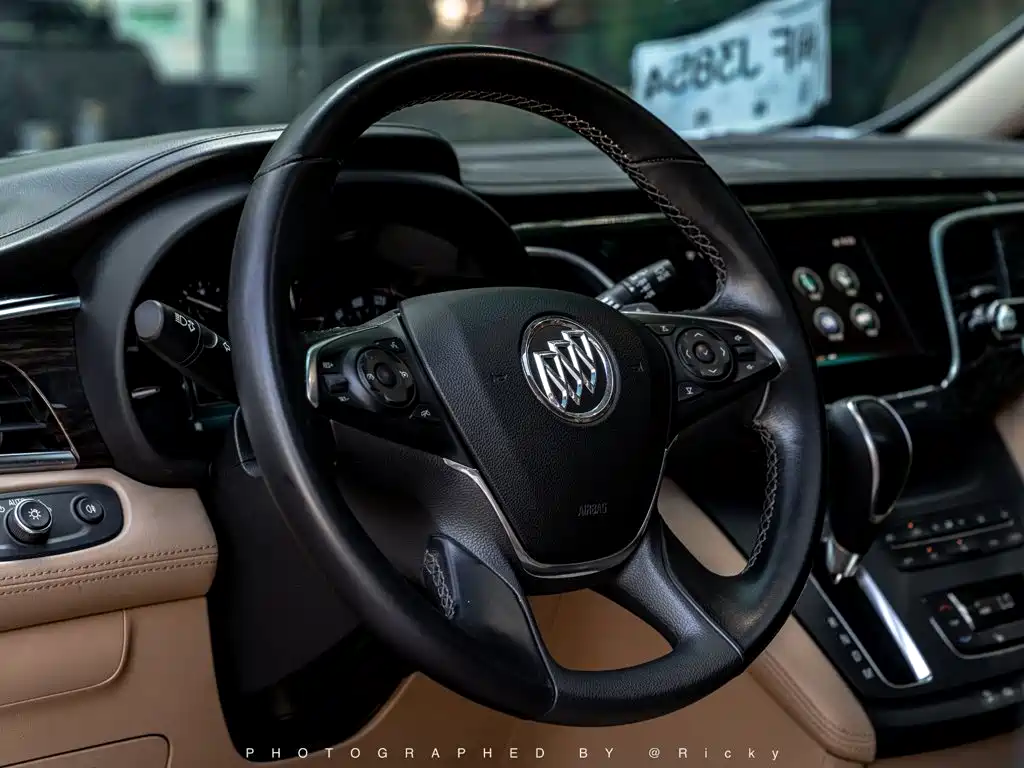 Buick GL8 — миниатюра 4