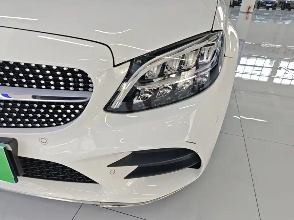 Mercedes-Benz C-Class — миниатюра 24