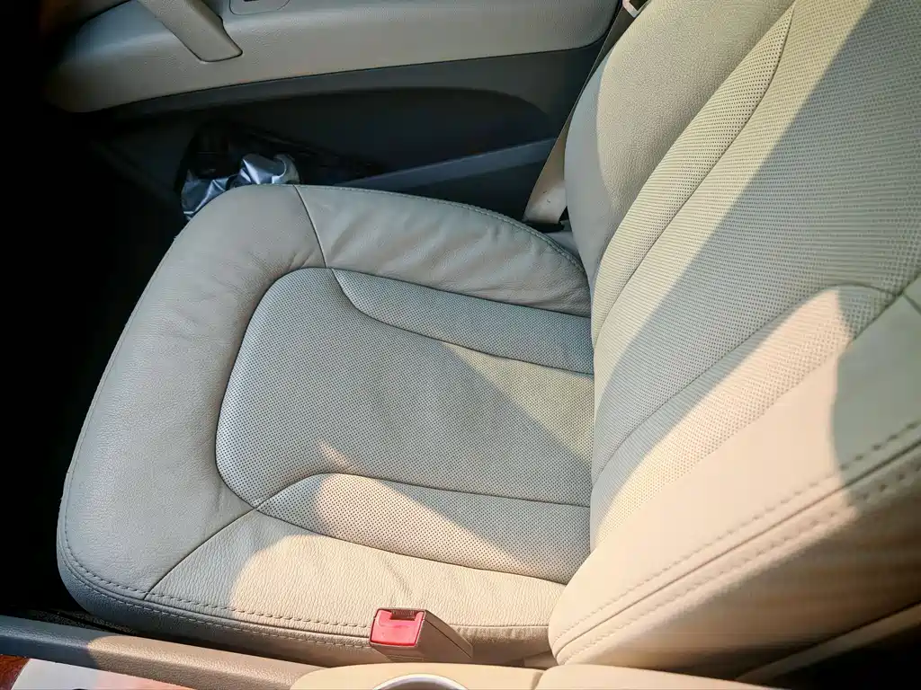 Audi Q7 2012 3.0 TFSI (200kW
