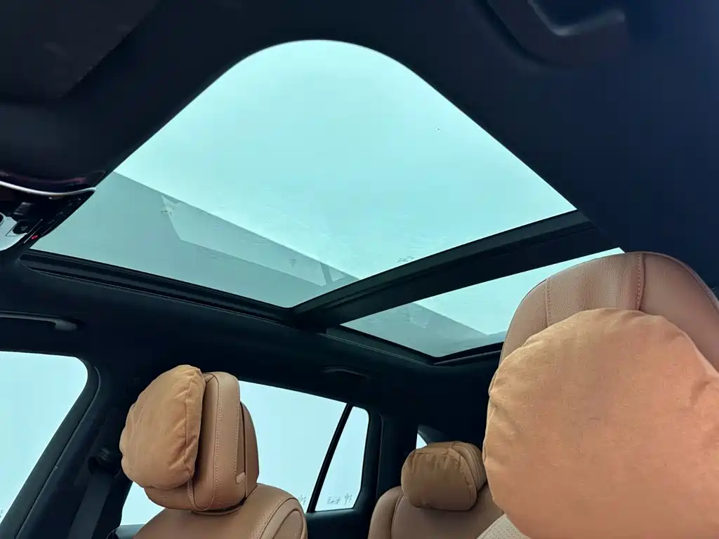 Mercedes-Benz GLC — миниатюра 11