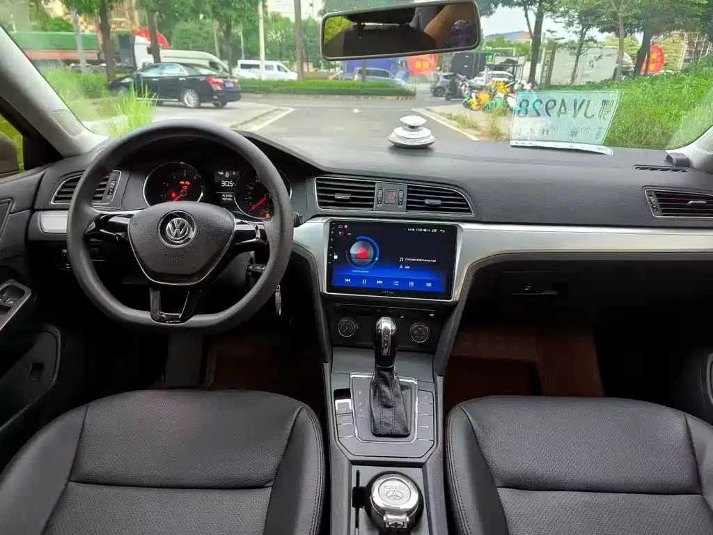 Volkswagen Lamando — миниатюра 9