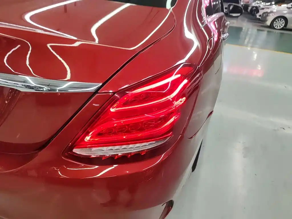 Mercedes-Benz C-Class — миниатюра 8