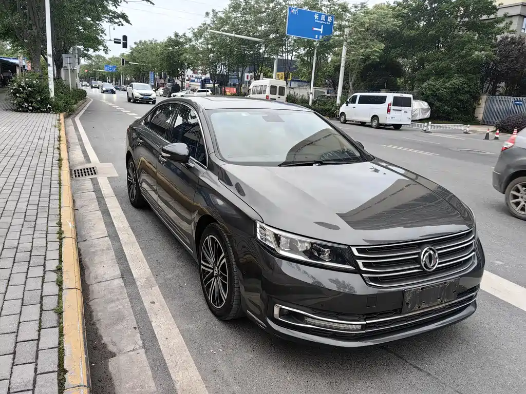 Dongfeng A9 2016 1.8T Luxury