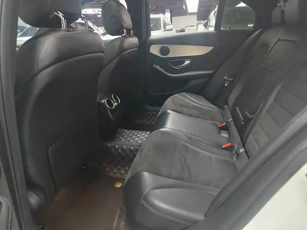 Mercedes-Benz C-Class — миниатюра 8