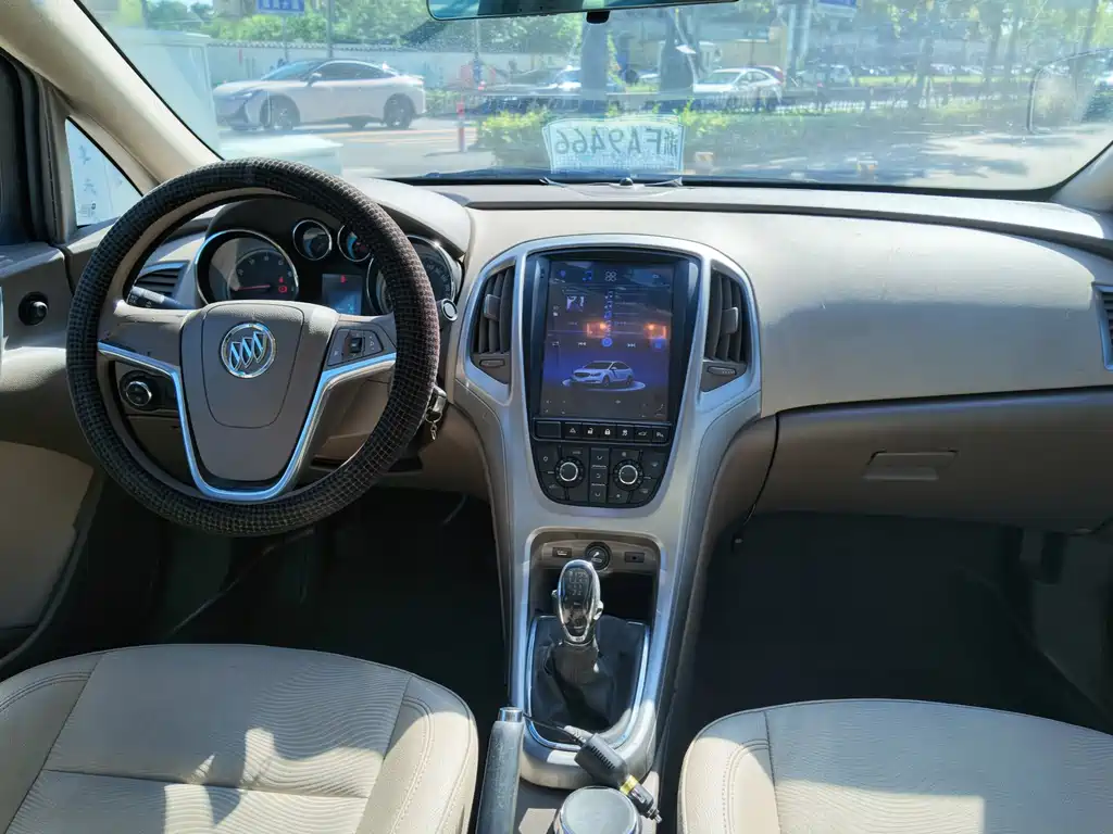 Buick Excelle — миниатюра 11