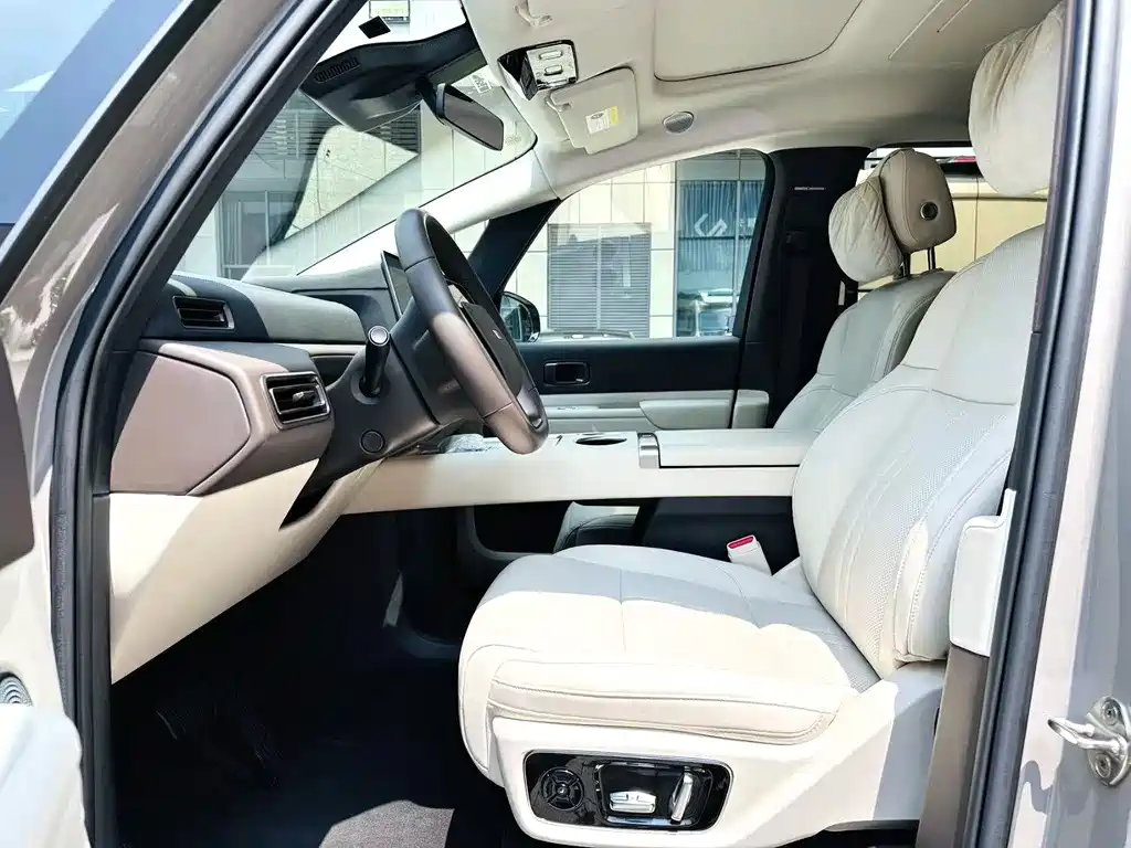 Li Auto Li MEGA — миниатюра 3