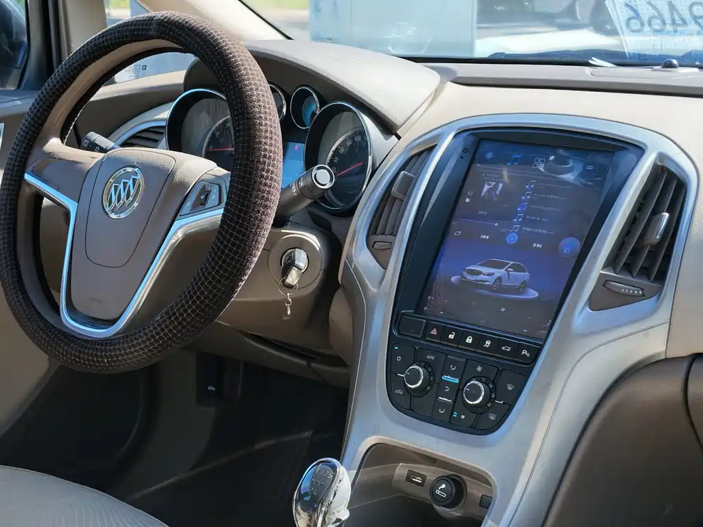 Buick Excelle — миниатюра 10