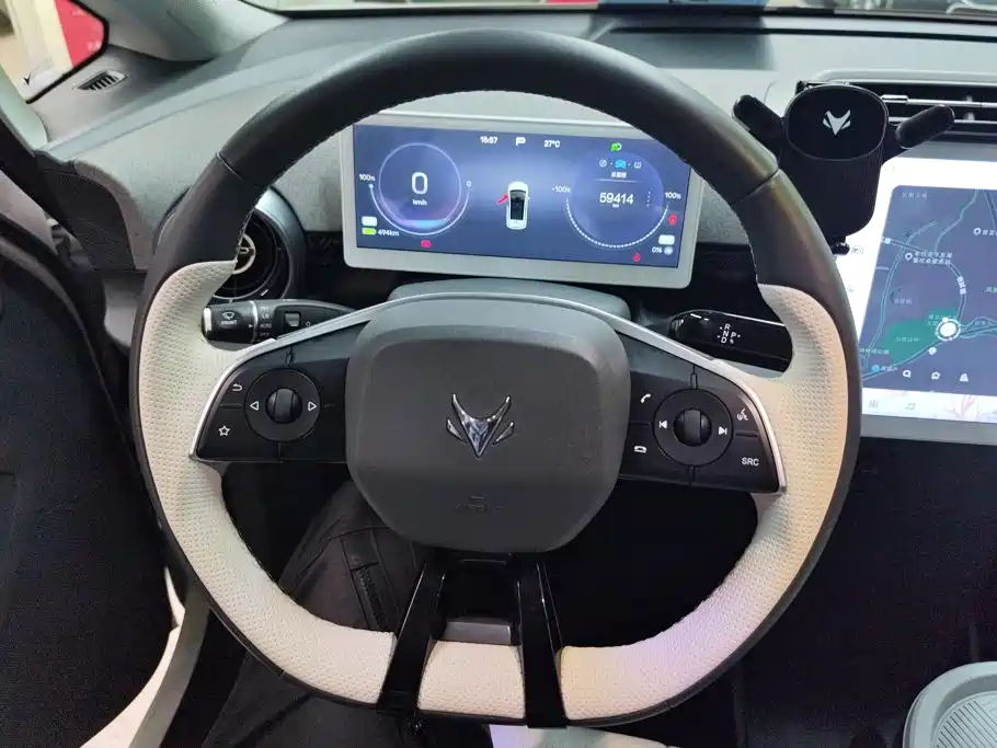 ARCFOX S — миниатюра 15