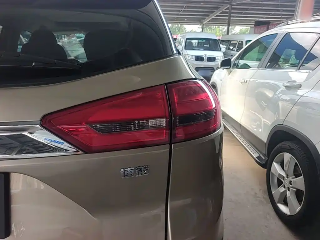 Geely Boyue — миниатюра 8