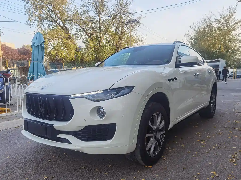 MASERATI LEVANTE