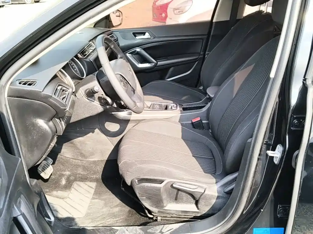Peugeot 408 — миниатюра 15