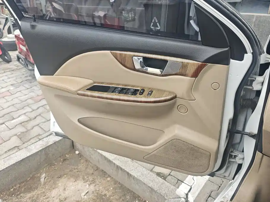 Buick Excelle — миниатюра 7
