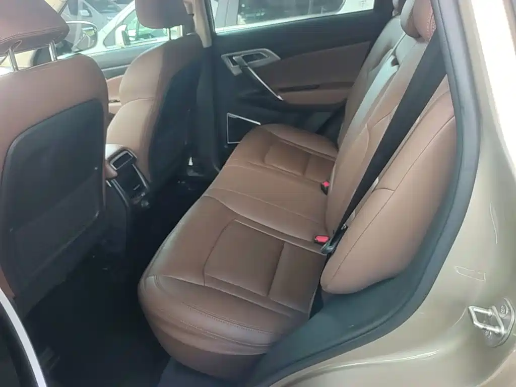 Geely Boyue — миниатюра 17