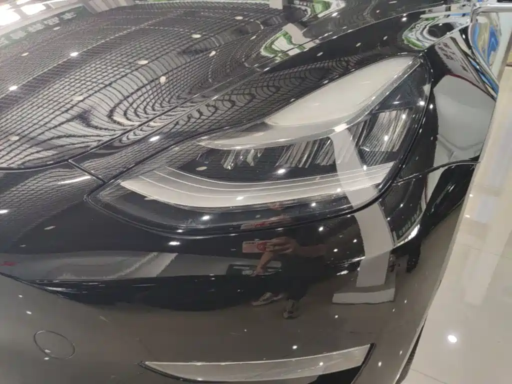 Tesla Model 3 — миниатюра 19