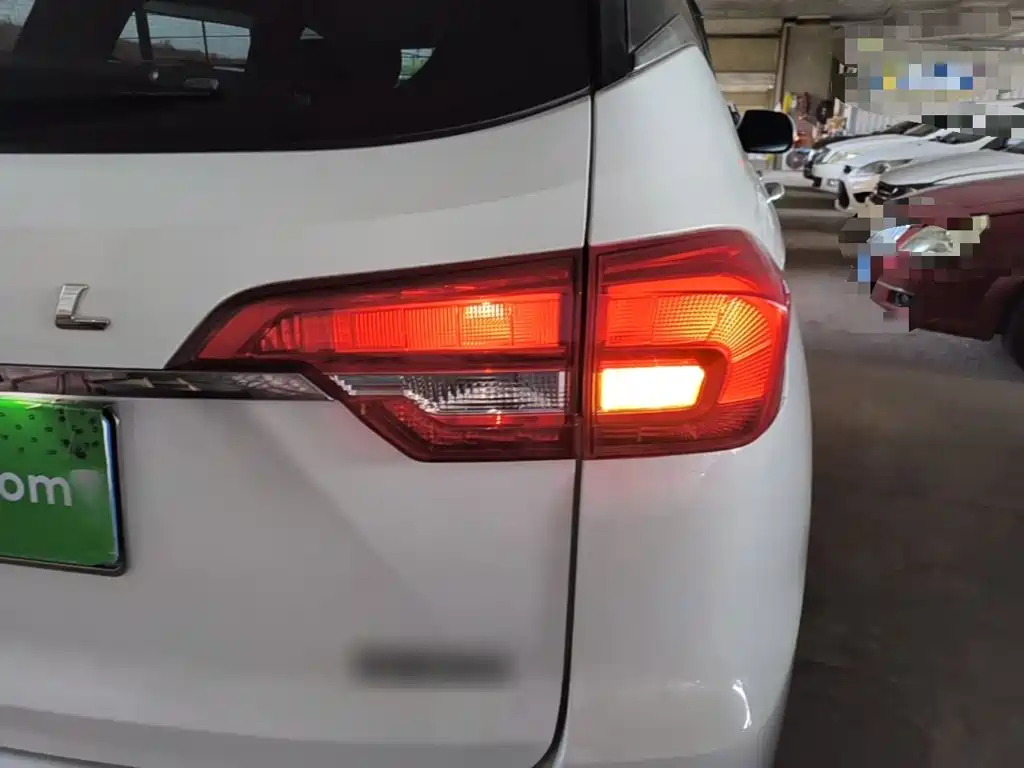 Haval M6 — миниатюра 8