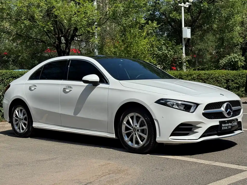 Mercedes-Benz A-Class — миниатюра 3