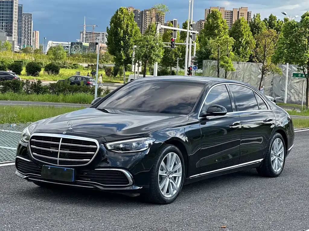 Mercedes-Benz S-Class — миниатюра 2